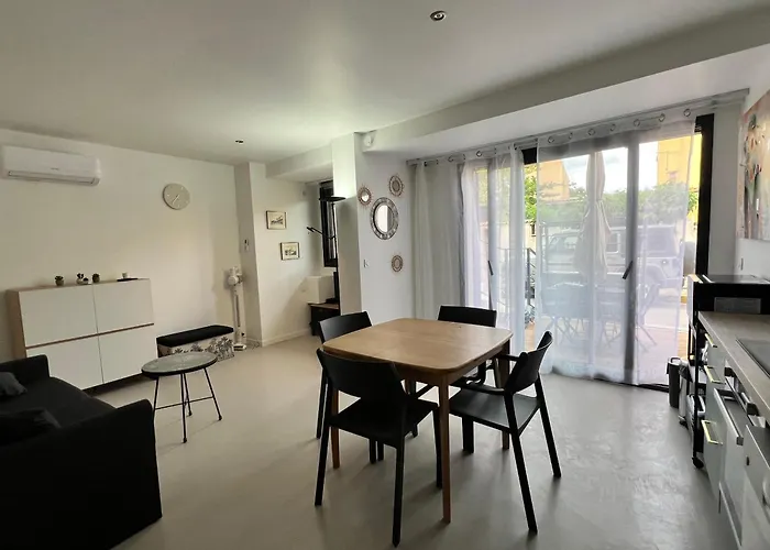 Апартаменты Oustal Caval Marin B